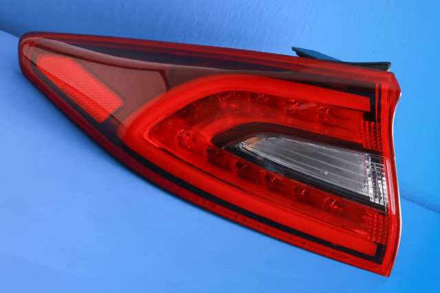 Baklykt venstre ytre til Hyundai Ioniq Hybrid 2016-2019 (Fase 1) (HYUNDAI|92401-G2100|)
