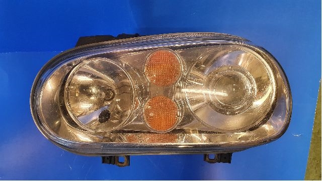 Frontlykt venstre xenon til VW Golf IV 1998-2003  (VOLKSWAGEN||BOSCH 0301161271)