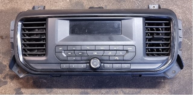 Bilstereo til Toyota Proace 2016-->> (Type II) (TOYOTA|9830084880-00|98.120.819 ZD 00|)