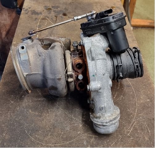 Turbo til Land Rover Range Rover Sport 2013-->>  (LAND-ROVER|H4P3-6K682-GC|18489700015|VL 50031412 00094)