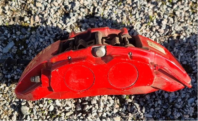 Bremsecaliper høyre foran til Ford Mustang Mach-e 2020-->> (FORD||LJ9C-2010-FLC)