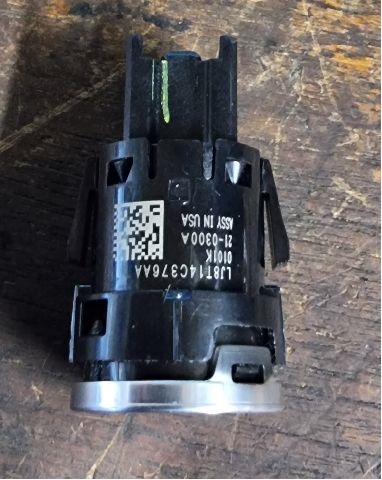 Bryter start/stopp til Ford Mustang Mach-e 2020-->>  (FORD|LJ8T14C376AA|0101K 21-0300A|)