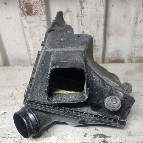 Luftfilterboks til BMW 3-Serie 2012-2018 (F30/F31/F34) (F30/F31/F34) (BMW|8601677 107378 10|1371 04 72336579|)