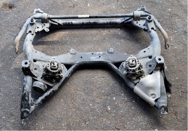 Travers foran hoved til BMW 3-Serie 2012-2018 (F30/F31/F34) (F30/F31/F34) (BMW|)