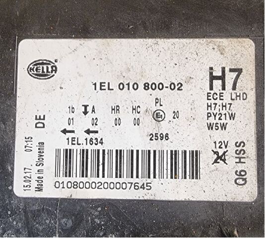 Frontlykt høyre halogen til Mercedes E-Klasse 2009-2013 (Fase 1) (W212) (W212) (MERCEDES|2596 2597 2620|HELLA 1EL 010 800-02|)