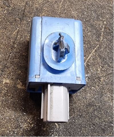 Rele diverse til Toyota bZ4X 2022-->>  (TOYOTA|89747-30040|DENSO 068900-4580|)