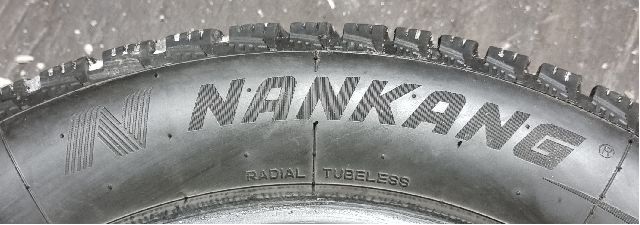 Dekk til Annet Dekk vinter pigg 0-->>  (|NANKANG)