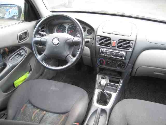 Nissan Almera 2000-2003 (Fase 1) (N16) (N16), Motorkode: QG15, Girkassekode: 