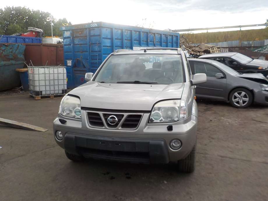 Nissan X-Trail 2002-2007 (T30) (T30), Motorkode: QR20DE, Girkassekode: