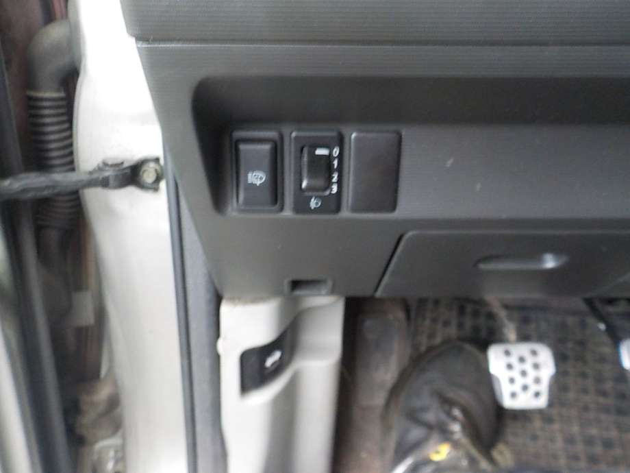 Nissan X-Trail 2002-2007 (T30) (T30), Motorkode: QR20DE, Girkassekode: