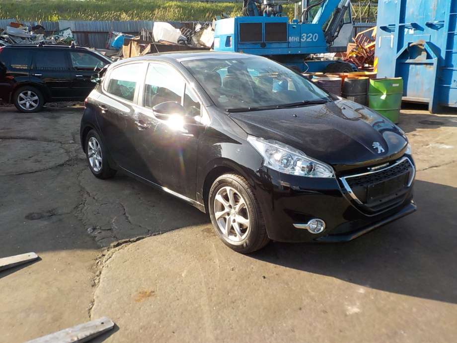 Peugeot 208 2012-2019 (Type I) , Motorkode: HMZ, Girkassekode: 