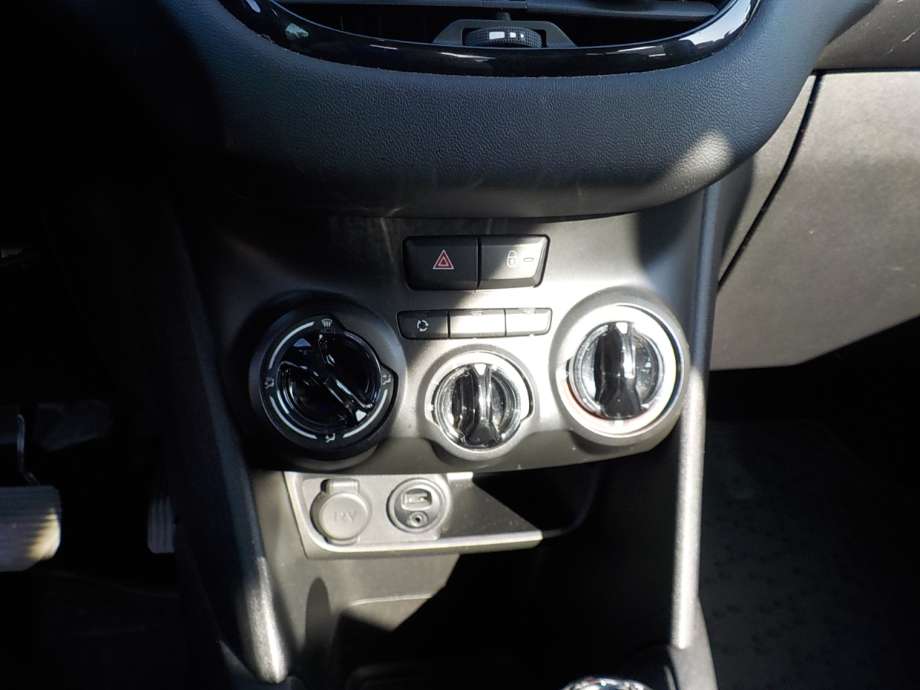 Peugeot 208 2012-2019 (Type I) , Motorkode: HMZ, Girkassekode: 