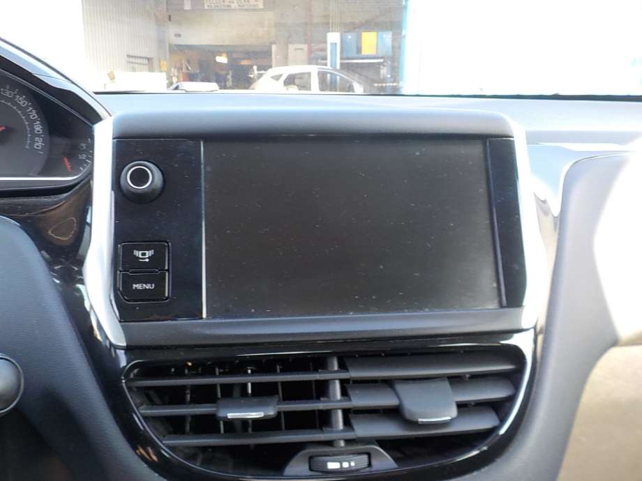 Peugeot 208 2012-2019 (Type I) , Motorkode: HMZ, Girkassekode: 