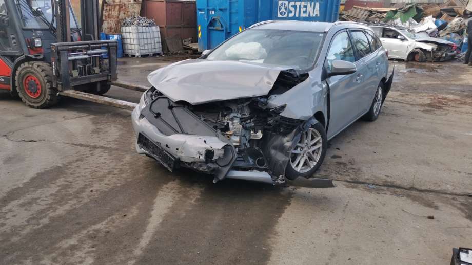 Toyota Auris 2015-2019 (Type II, Fase 2) , Motorkode: 2ZR-FXE, Girkassekode: 
