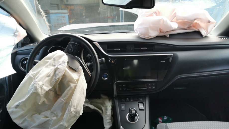 Toyota Auris 2015-2019 (Type II, Fase 2) , Motorkode: 2ZR-FXE, Girkassekode: 