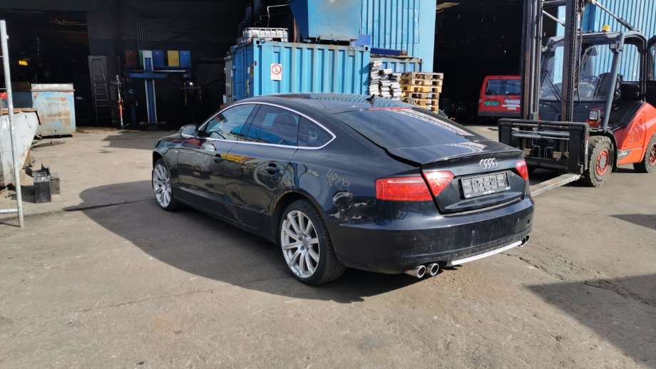 Audi A5 2007-2016 (Type I) delebil , Motorkode: CAHA, Girkassekode: LLR