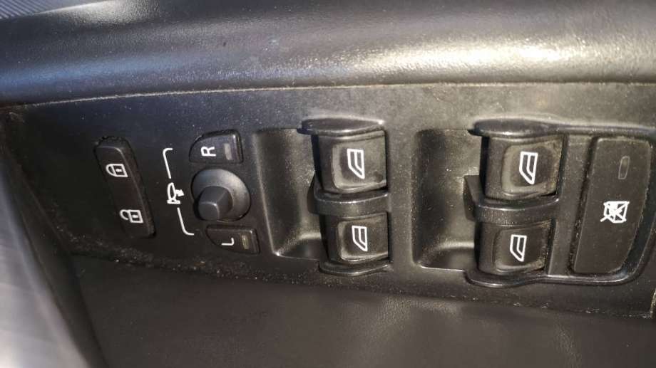 Volvo XC70 2008-2013 (Type II, Fase 1) , Motorkode: D5244T4, Girkassekode: 6 (30681225)