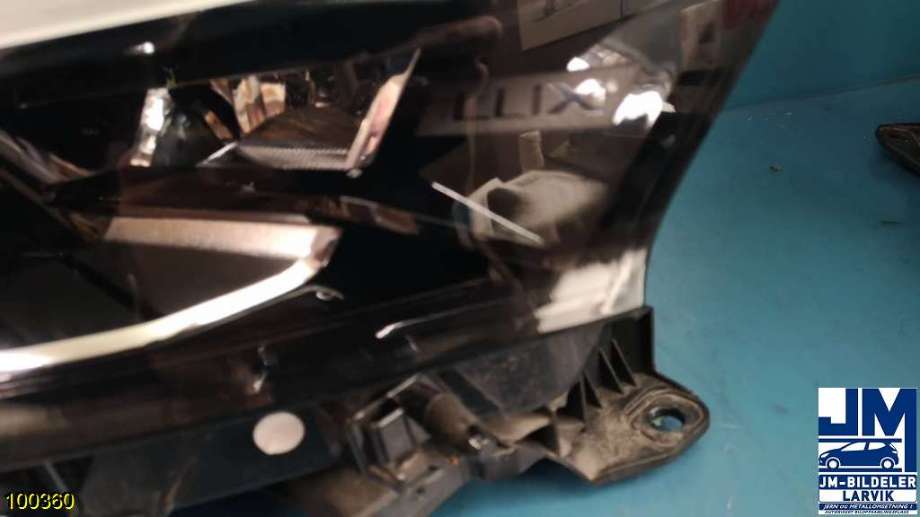 Frontlykt høyre halogen til Opel Mokka E 2020-->> (Type II)  (OPEL||9834016680)
