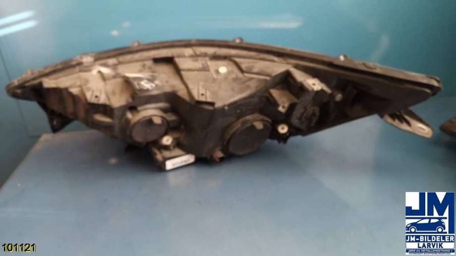 Frontlykt høyre halogen til Iveco Daily 2014-->> (Type VI)  (IVECO||962953|47900711DX)