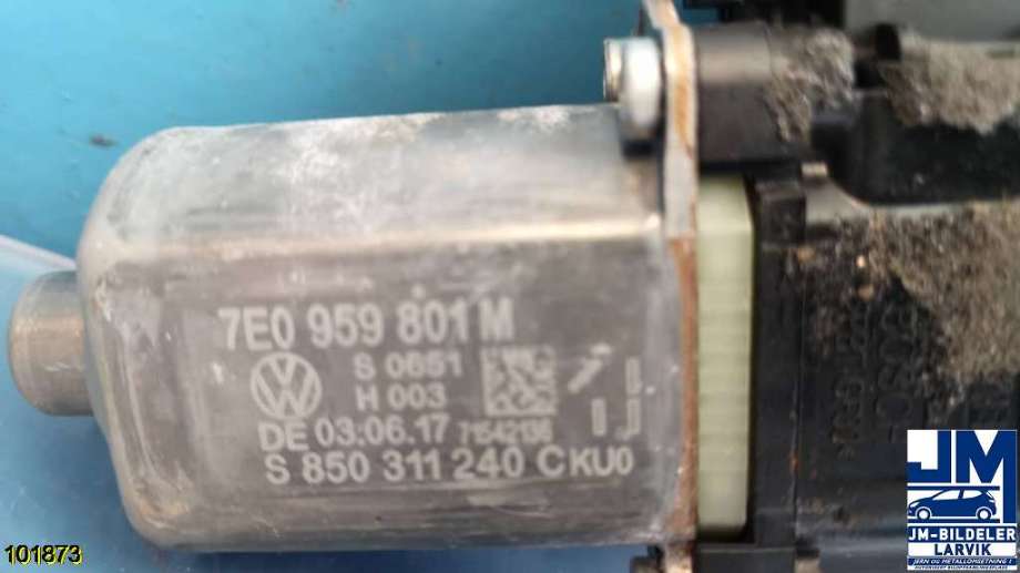 Ruteheis høyre til VW Transporter / Caravelle 2015-2019 (T6) (T6) (VOLKSWAGEN||7E0959801M)