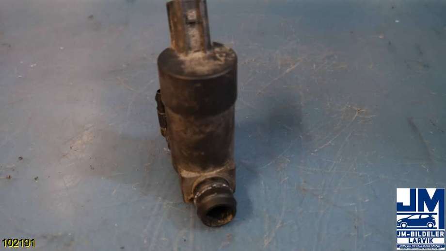 Spylerpumpe foran til Volvo V70 2007-2013 (Type III, Fase 1)  (VOLVO|)