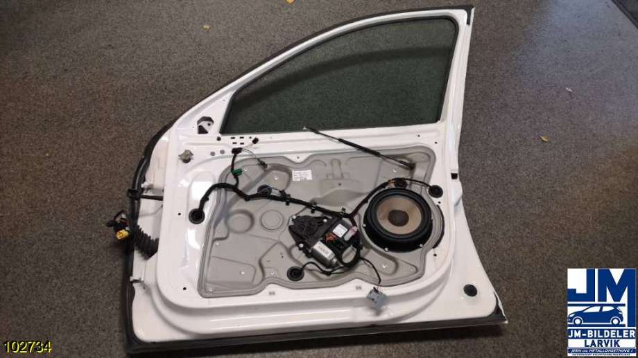 Dør høyre foran til Škoda Octavia 2009-2013 (Type II, Fase 2)  (SKODA|1Z0831056|1Z0 831 056|)