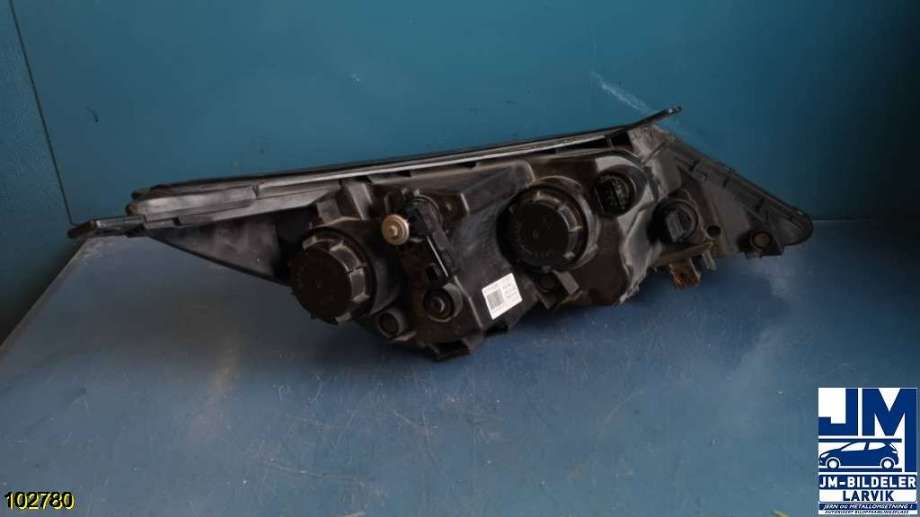 Frontlykt venstre halogen til Kia Sportage 2010-2016 (Type III) (KIA||92 101-3U250)