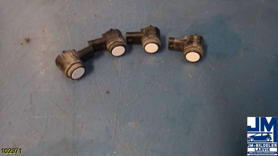 Parkeringssensor foran til VW Passat, 2011-2015 (B7) (B7) (VOLKSWAGEN|)