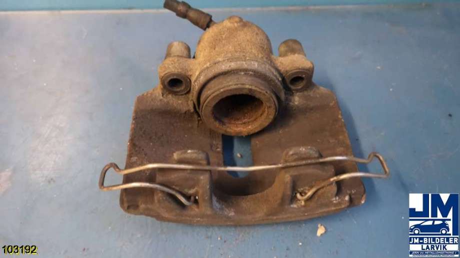 Bremsecaliper venstre foran til VW Passat 2011-2015 (B7) (B7) (VOLKSWAGEN|1K0 615 123 E|)
