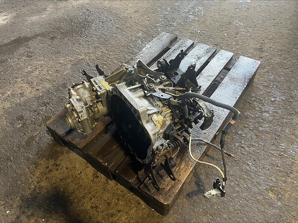 Girkasse manuell 6-trinn til Toyota RAV4 2013-2015 (Type IV, Fase 1)  (TOYOTA|3030042290|)