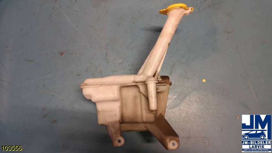 Spylertank til Toyota Yaris 2012-2014 (Type III, Fase 1)  (TOYOTA|853150D170|)