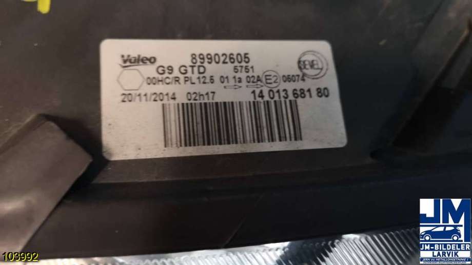 Frontlykt venstre halogen til Citroën Jumpy 2007-2016 (Type II)  (CITROEN|6208 L0||89902605)