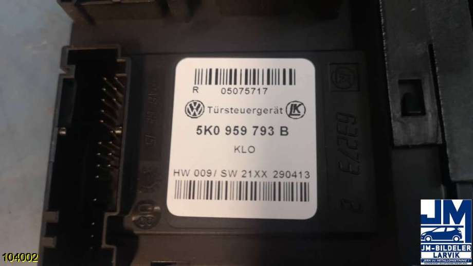 Ruteheis venstre til VW Touran 2010-2015 (Type I, Fase 3)  (VOLKSWAGEN|1T0959701AE||5K0 959793B)
