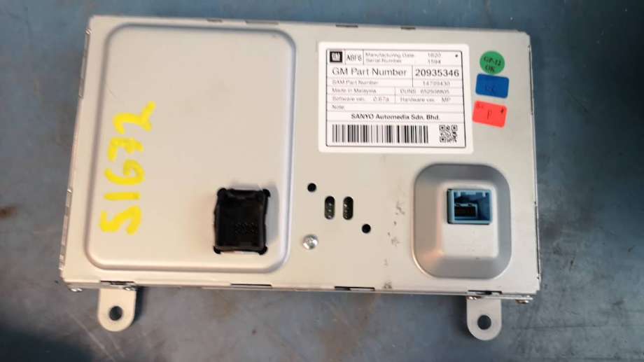 Bilstereo navigasjon til Opel Insignia A 2009-2014  (OPEL||20935346)