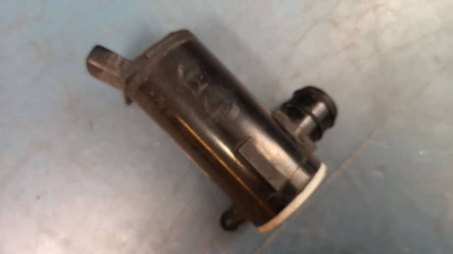 Spylerpumpe bak til Kia Sportage, 2010-2016 (Type III)  (KIA|)