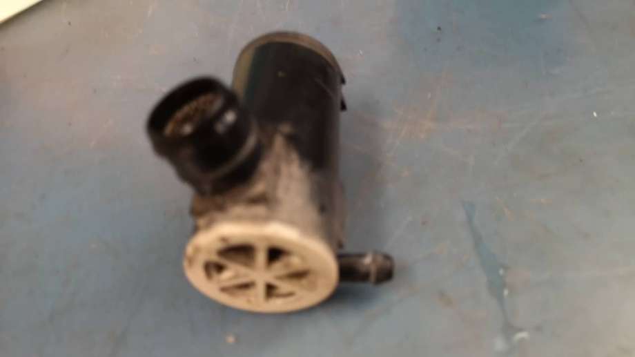 Spylerpumpe bak til Kia Sportage 2010-2016 (Type III)  (KIA||98510-2S100)
