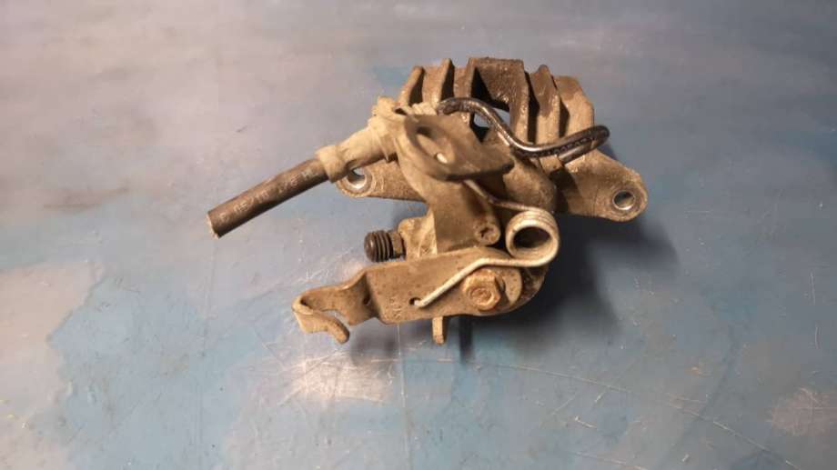 Bremsecaliper venstre bak til Audi A3 2003-2008 (Type II, Fase 1)  (AUDI|1K0 615 423 J|)