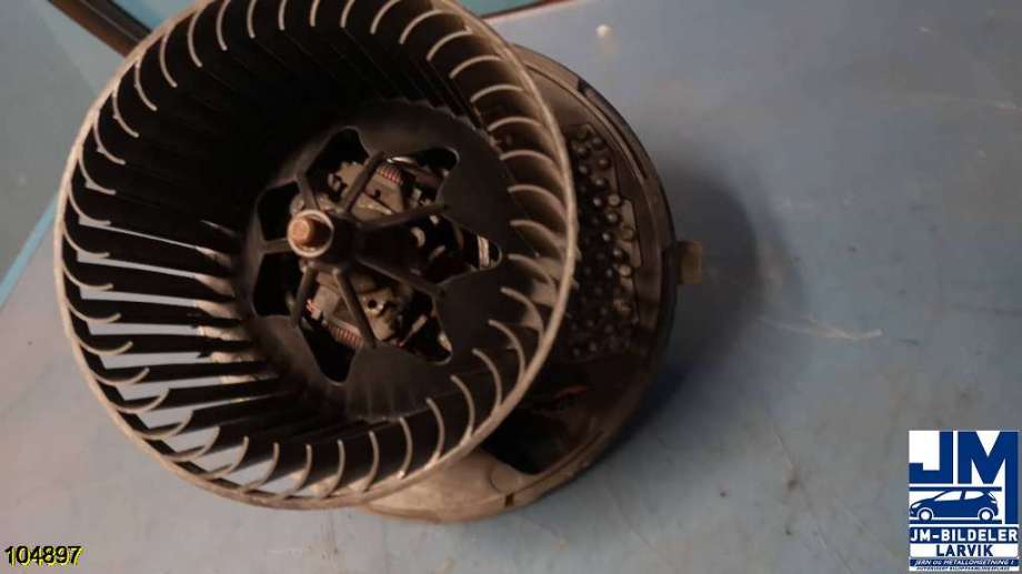 Varmeapparat motor til VW Passat 2005-2010 (B6) (B6) (VOLKSWAGEN|3C1 820 015 P||3C1 820 015J)