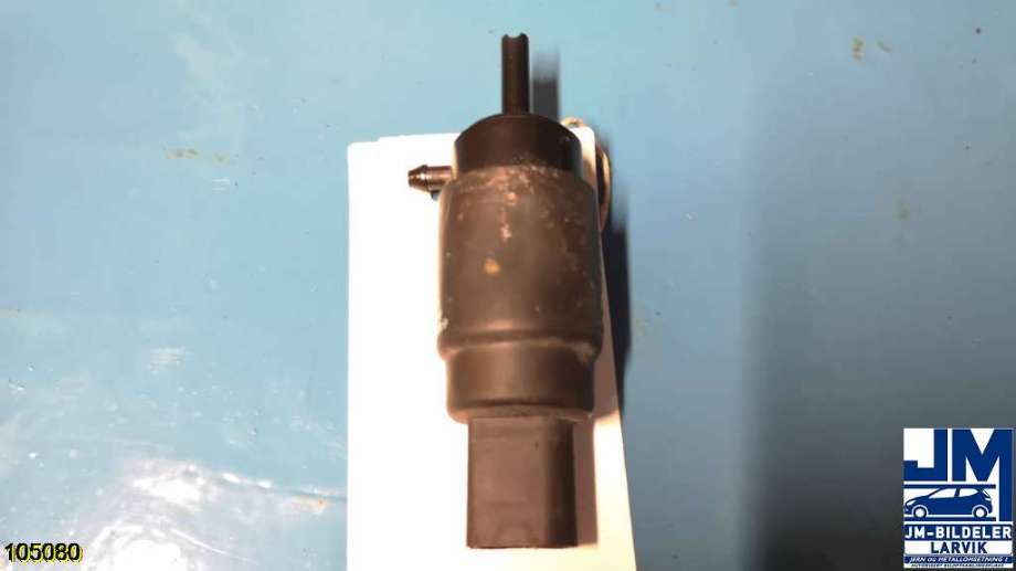 Spylerpumpe foran til Mercedes Vito/Viano, 2004-2010 (Fase 1) (W639) (W639) (MERCEDES|A 000 860 58 26)