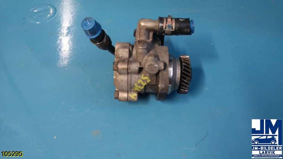 Servo pumpe mekanisk til Nissan Patrol, 2004-2010 (Fase 2) (Y61) (Y61) (NISSAN|49110VS40B)