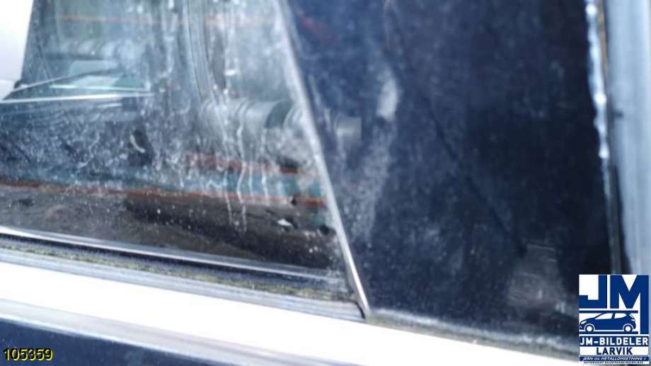Dør høyre bak til Hyundai i40 2012-2017 (HYUNDAI|770043Z000|)