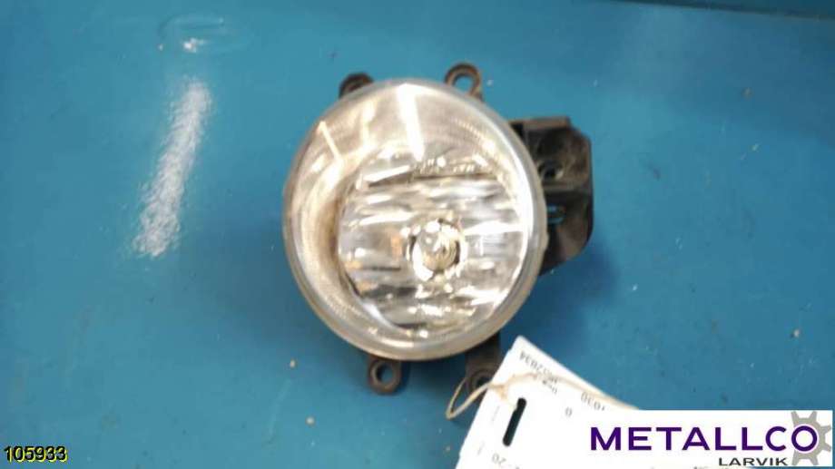 Tåkelykt høyre foran til Toyota Prius +7 2012-2020 (Type III) (stasjonsvogn) (stasjonsvogn) (TOYOTA|8121047010|)