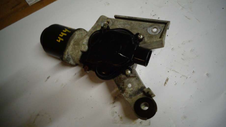 Viskermotor frontrute til Nissan Navara, 2005-2010 (Fase 1) (D40) (D40) (NISSAN|)