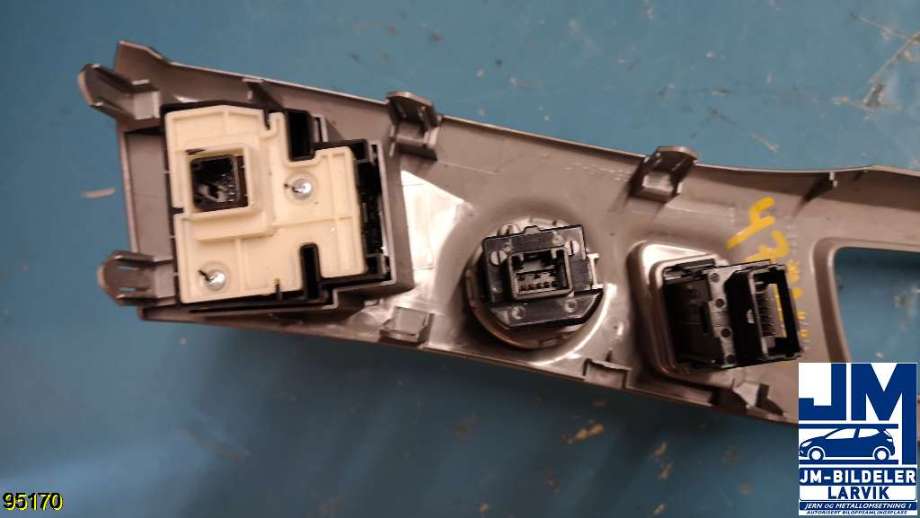 Bryter diverse til Toyota Prius +7 2012-2020 (Type III) (stasjonsvogn) (stasjonsvogn) (TOYOTA|)