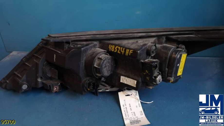 Frontlykt høyre xenon til Kia Sportage 2010-2016 (Type III)  (KIA|92102 3U111|)