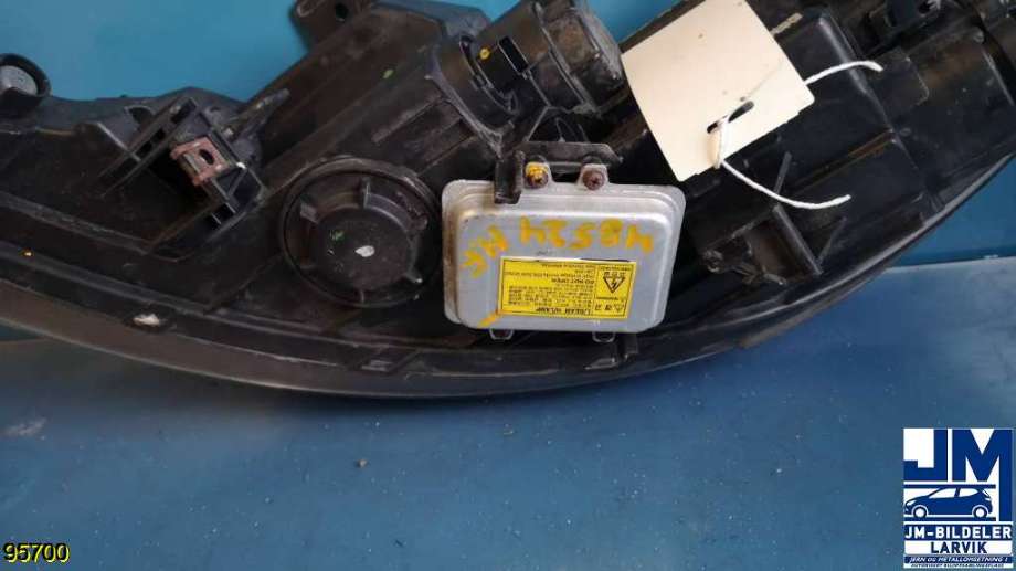 Frontlykt høyre xenon til Kia Sportage 2010-2016 (Type III)  (KIA|92102 3U111|)