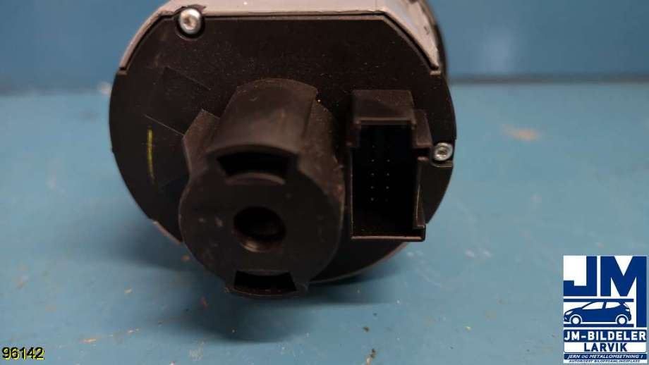 Bryter lys til Škoda Octavia 2009-2013 (Type II, Fase 2)  (SKODA|1U0941531D||3KX 1000 9058)
