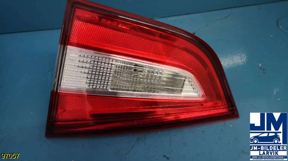 Baklykt høyre indre til Suzuki SX4 S-CROSS, 2013-->> (Type II)  (SUZUKI SX4|132-18733)