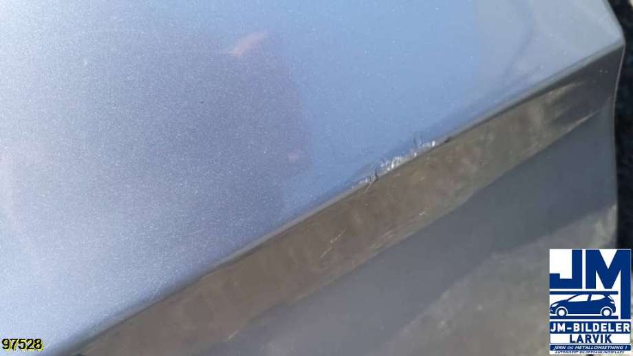 Dør høyre bak til BMW 3-Serie 2005-2011 (E90/E91/E92/E93) (E90/E91/E92/E93) (BMW|)