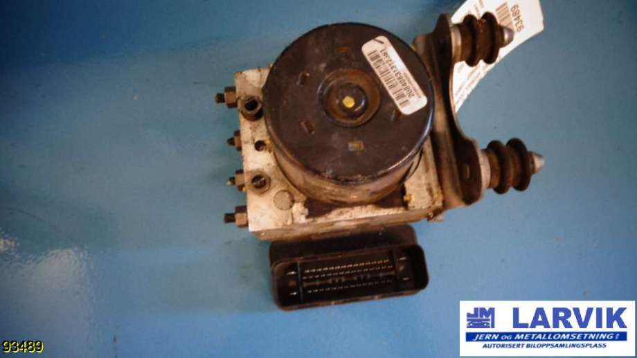 ABS sentral til VW Transporter / Caravelle, 2003-2009 (Fase 1) (T5) (T5) (VOLKSWAGEN|7HO907379Q)